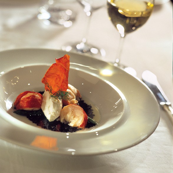 Το “γαλάζιο” δείπνο στην Κηφισιά