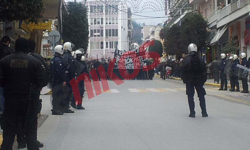 ΤΩΡΑ-ΦΩΤΟ- Ξεκίνησε η πορεία στη Βέροια