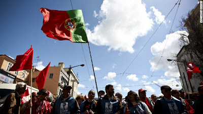 Χιλιάδες Πορτογάλοι κατά της λιτότητας