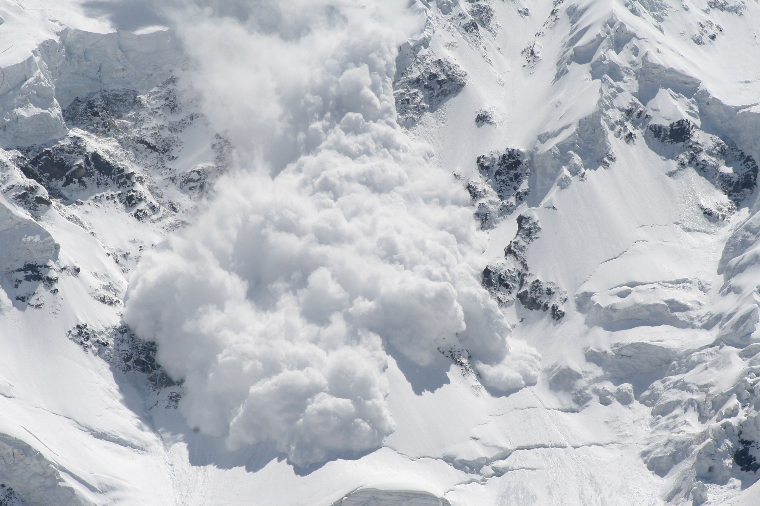 Καναδάς:Χιονοστιβάδα σε ορεινό θέρετρο