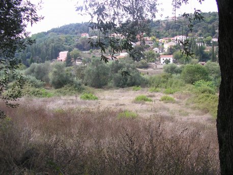 Με λοστούς και μαχαίρια έκλεψαν υπερήλικες