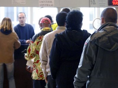 Επαναπατρισμός για 32 αλλοδαπούς