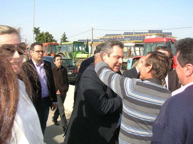 ΦΩΤΟ- Ο Καμμένος στα μπλόκα