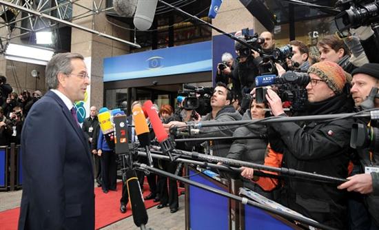 Επιστροφή στα εσωτερικά μέτωπα για τον πρωθυπουργό