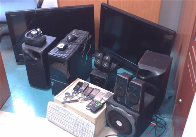 Το πρωί μαθητές,το βράδυ διαρρήκτες