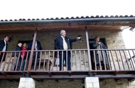 ΦΩΤΟ- Ο τέως βασιλιάς Κωνσταντίνος στα Γιάννενα