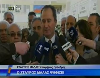 ΒΙΝΤΕΟ- Στην Λακαταμιά ψήφισε ο Μάλας