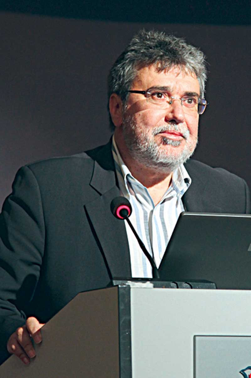 Δατσέρης:Θα προκύψει ένα νέο ΠΑΣΟΚ