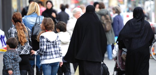Γερμανία-Η υπηκοότητα των ξένων προεκλογικό θέμα