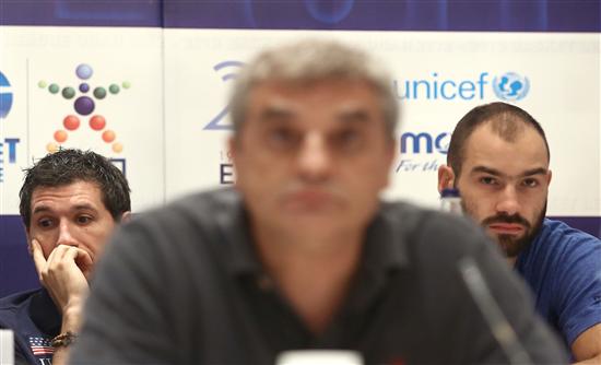 LIVE: Η συνέντευξη Τύπου του τελικού