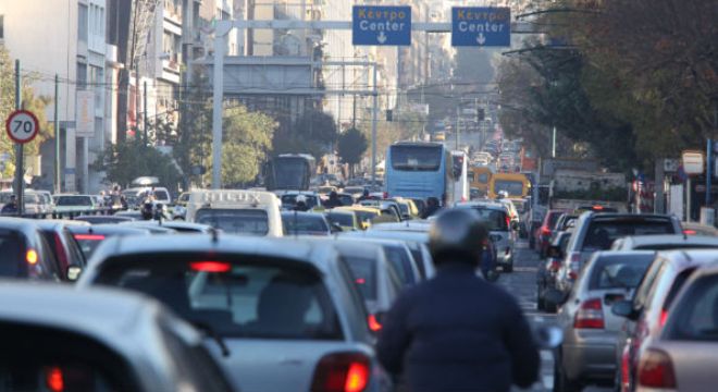 Η κρίση έλυσε το… κυκλοφοριακό