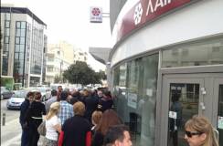 Ουρές στα ΑΤΜ στην Κύπρο