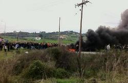 Πάνω από 100 πολίτες στην πλατεία της Ιερισσού-Τώρα έρευνες της ΕΛ.ΑΣ