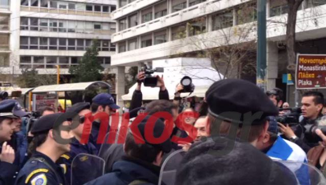 ΤΩΡΑ-Νέο βίντεο από το επεισόδιο στην Ερμού