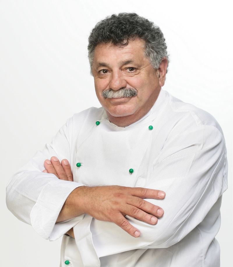 Λαζάρου: Καταστρέφεται το Master Chef