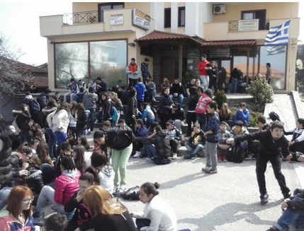 Ακούστε τη μαρτυρία μητέρας μαθητή του λυκείου Ιερισσού