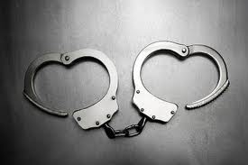 Ανήλικοι “ξάφριζαν” επιβάτες στον Προαστιακό