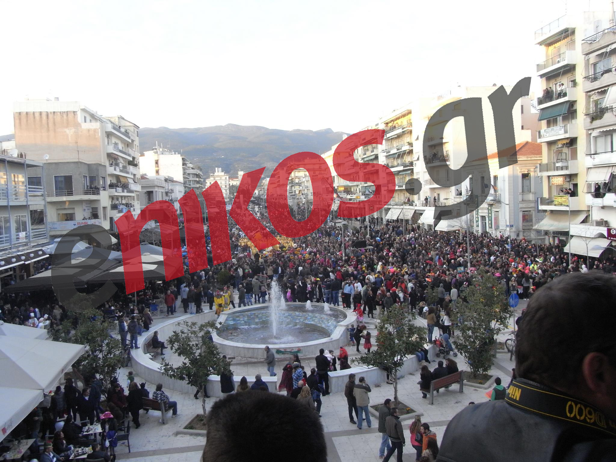 ΦΩΤΟ – Το πρώτο καρναβάλι στην Καλαμάτα