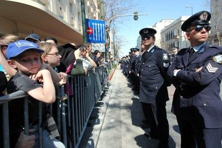 Σε αστυνομικό κλοιό οι παρελάσεις