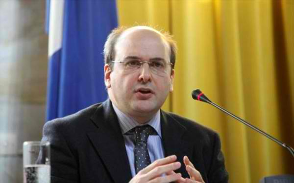 Χατζηδάκης: “Δεν ειπώθηκε τίποτα για μείωση κατώτατου μισθού”