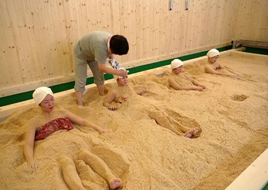 Θεραπευτικό το μπάνιο με …πριονίδια!