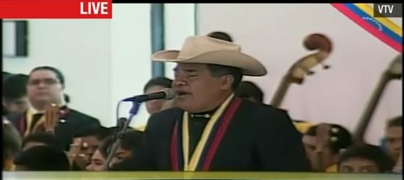 Με τραγούδια το τελευταίο αντίο στον Τσάβες