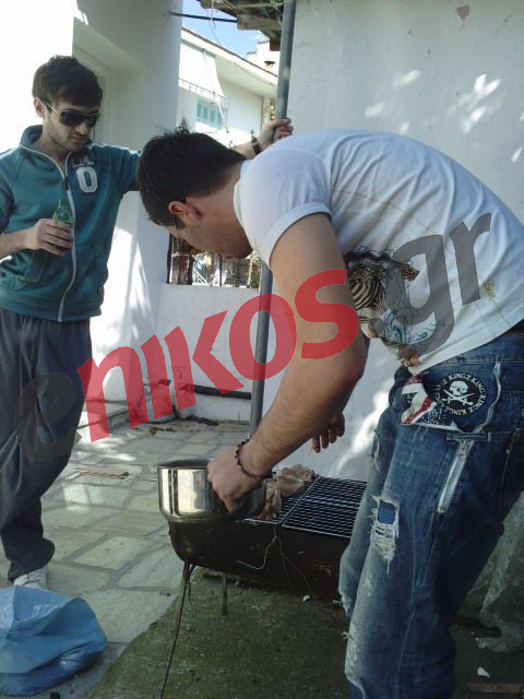 ΦΩΤΟ- Η παρέα των φοιτητών από τη Λάρισα