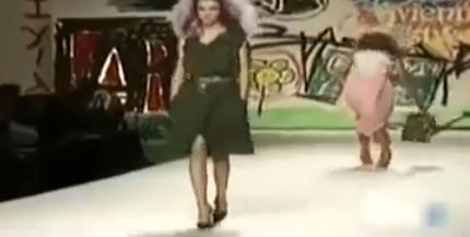 BINTEO-Kαι τα μοντέλα πέφτουν