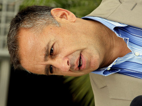 Κλήση σε απολογία για την εξαγορά