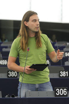 Ο Κρίτων Αρσένης «ξαναχτυπά»