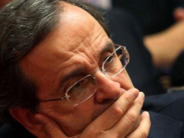 Τα μεταμεσονύχτια τηλεφωνήματα του Σαμαρά