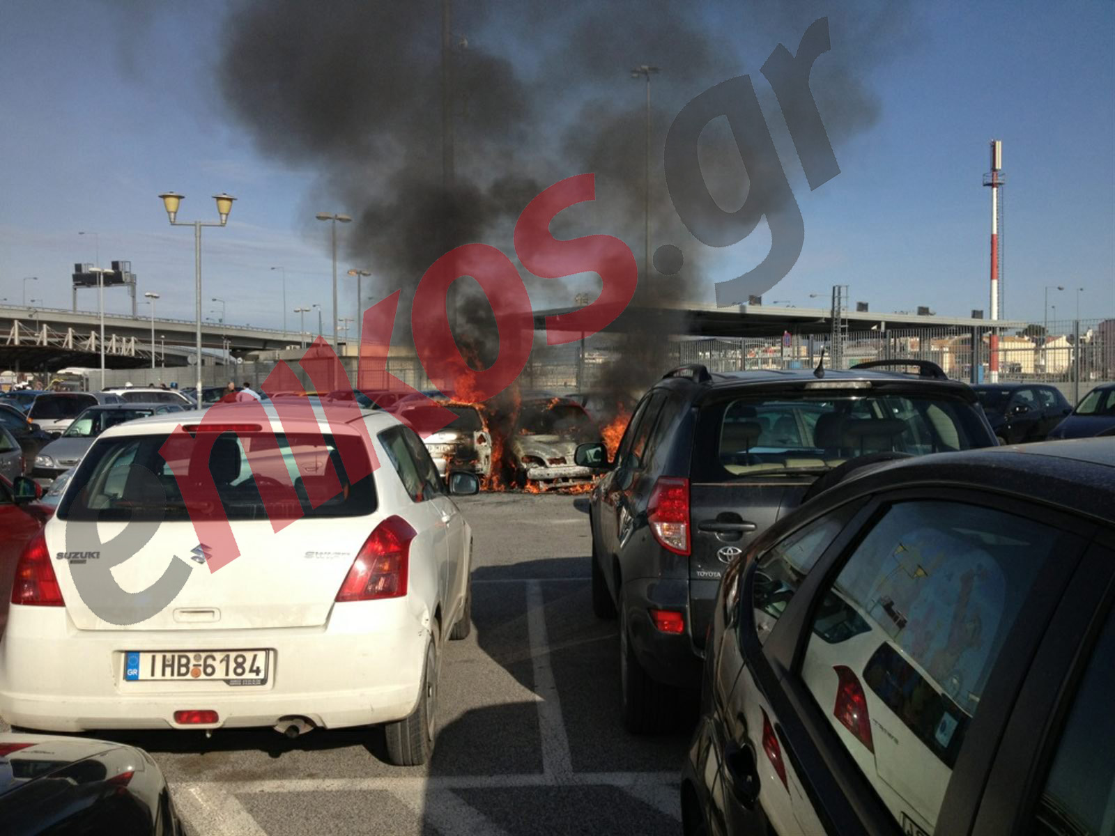 Τώρα-Φωτιά σε αυτοκίνητα στο σταθμό της Δουκίσσης Πλακεντίας