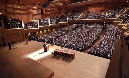 Σαμαράς και Τσίπρας “μοιράστηκαν” τον Καραμανλή