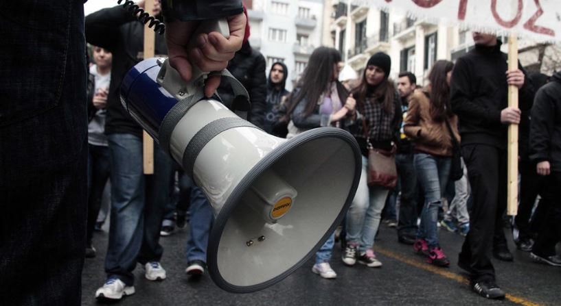 Προπύλαια-Διαμαρτυρία για το σχέδιο “Αθηνά”