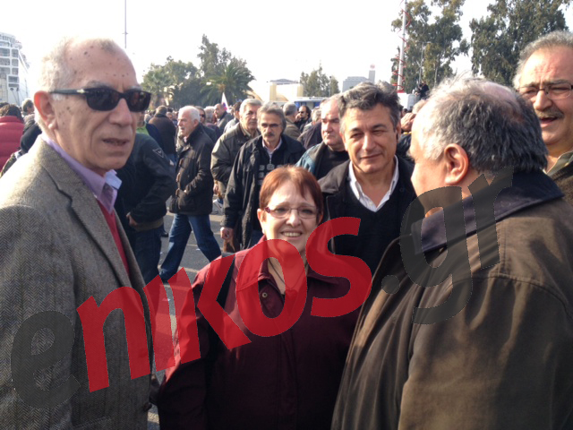 Στο συλλαλητήριο των αγροτών η Παπαρήγα