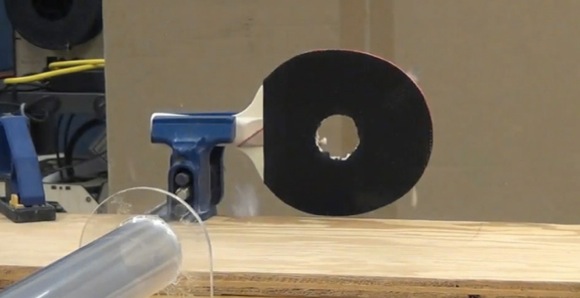 Υπερηχητικό μπαλάκι πινγκ πονγκ