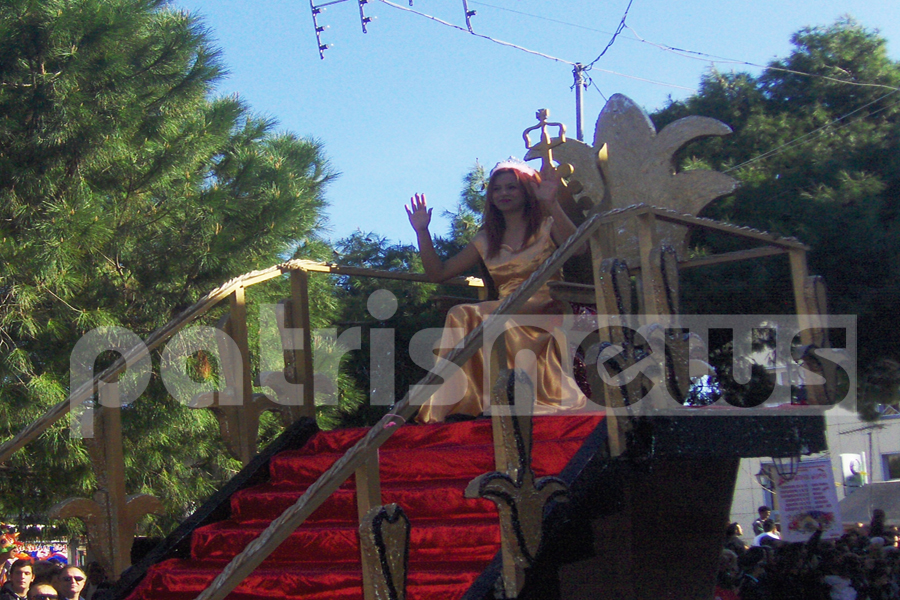 ΦΩΤΟ – 38 χρόνια καρναβάλι στα Λεχαινά