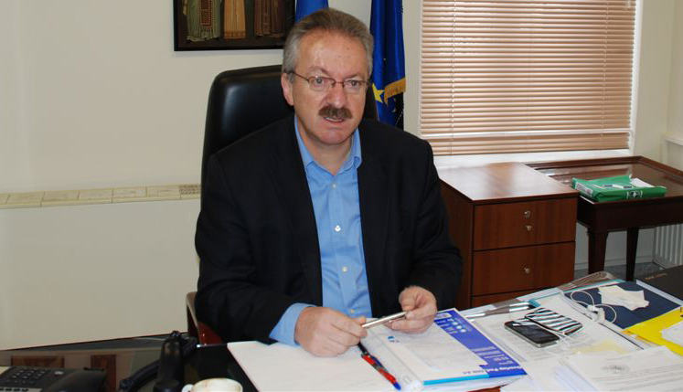 Πρότεινε… παραιτήσεις για το σχέδιο Αθηνά