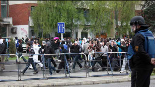 Σκόπια: Συνεχής ένταση μεταξύ Σλάβων και Αλβανών
