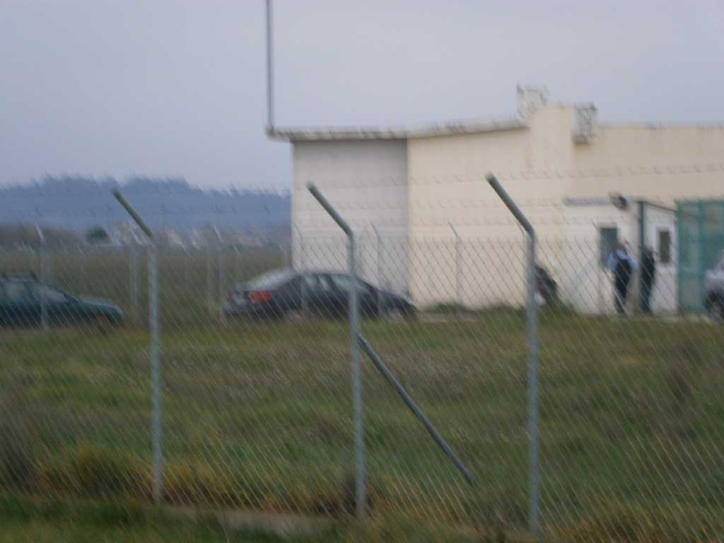 Ναρκωτικά και κινητά στις φυλακές Τρικάλων