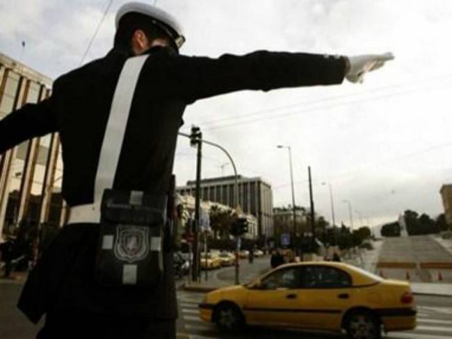 10 νεκροί το τριήμερο