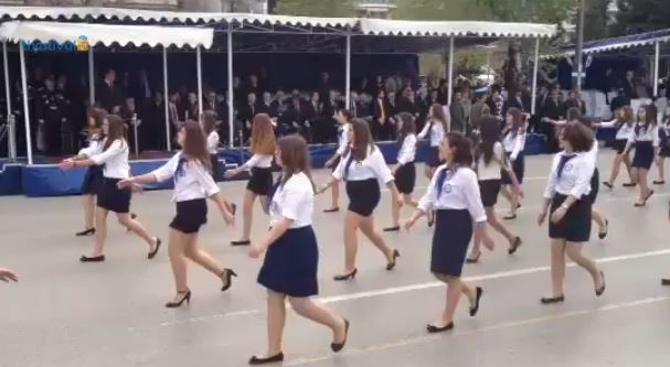 ΒΙΝΤΕΟ- Ξεκίνησε η παρέλαση στη Θεσσαλονίκη