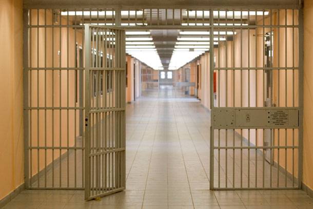 Σκότωσαν το δήμαρχο, αλλά πληρώνονται