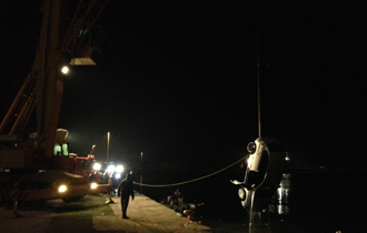 «Βουτιά θανάτου» στο λιμάνι της Αλεξανδρούπολης