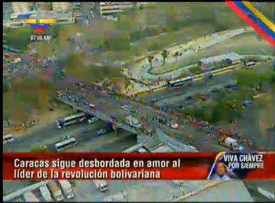 ΦΩΤΟ-Οι ουρές του κόσμου στη Βενεζουέλα