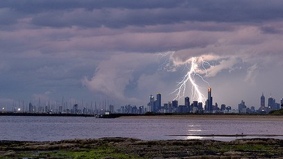 Ανεμοστρόβιλοι έπληξαν τη βόρεια Μελβούρνη