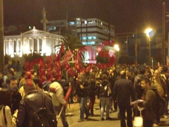 ΤΩΡΑ-Κλειστή η Πανεπιστημίου