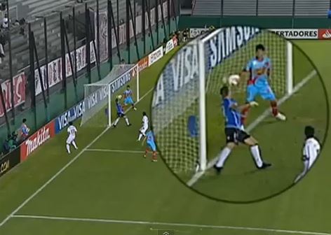 ΒΙΝΤΕΟ-Η απόκρουση της χρονιάς;