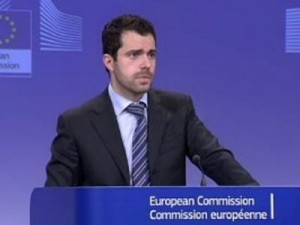 Ρίχνει το “μπαλάκι” στο Eurogroup η Κομισιόν