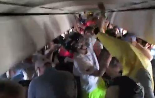 ΒΙΝΤΕΟ-Harlem Shake στο αεροσκάφος!